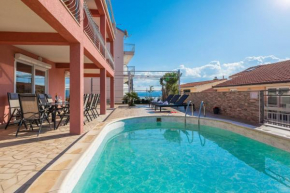 Solaris Holiday Home - Private Pool